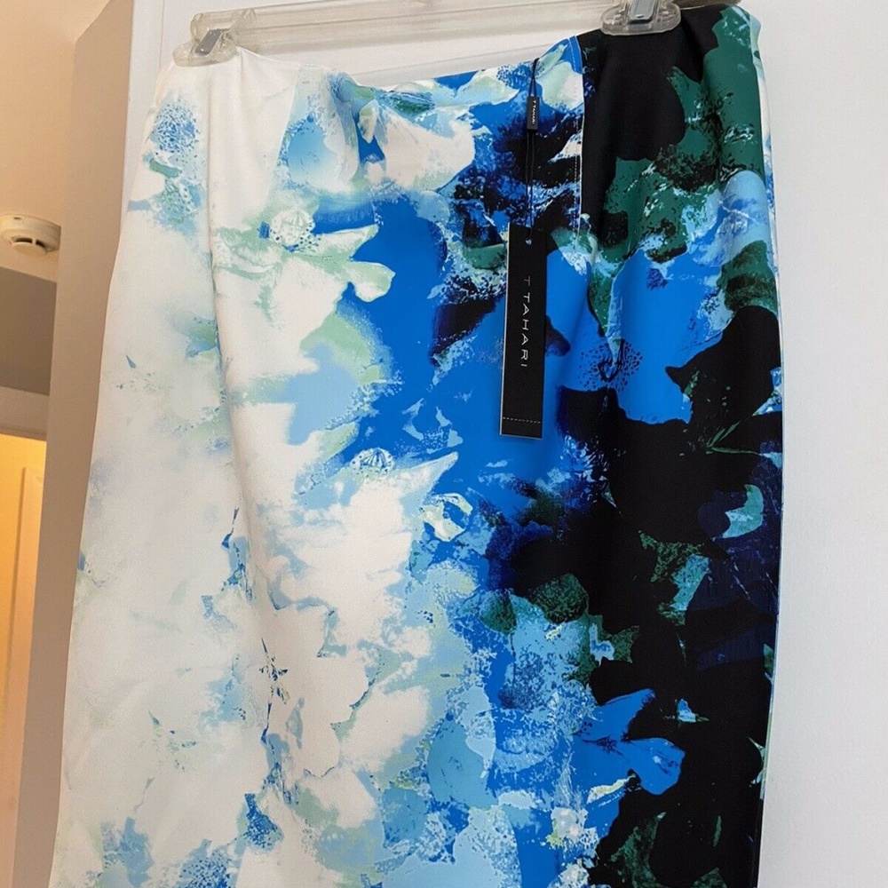 Tahari Leyla Voyage Floral Watercolor Pencil Size8